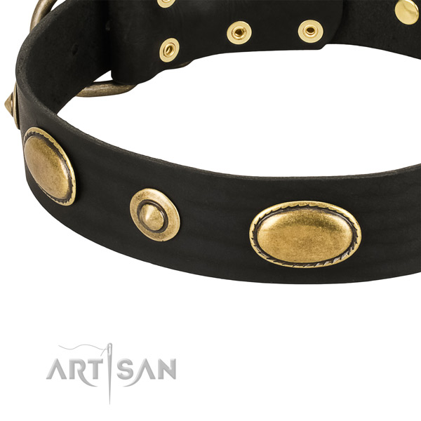 Strong D-ring on full grain genuine leather dog collar for your doggie