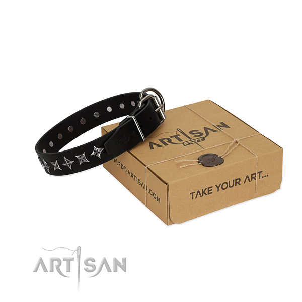 Handy use dog collar of durable leather with adornments