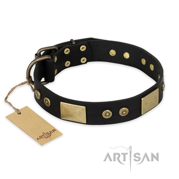 Inimitable natural genuine leather dog collar for easy wearing