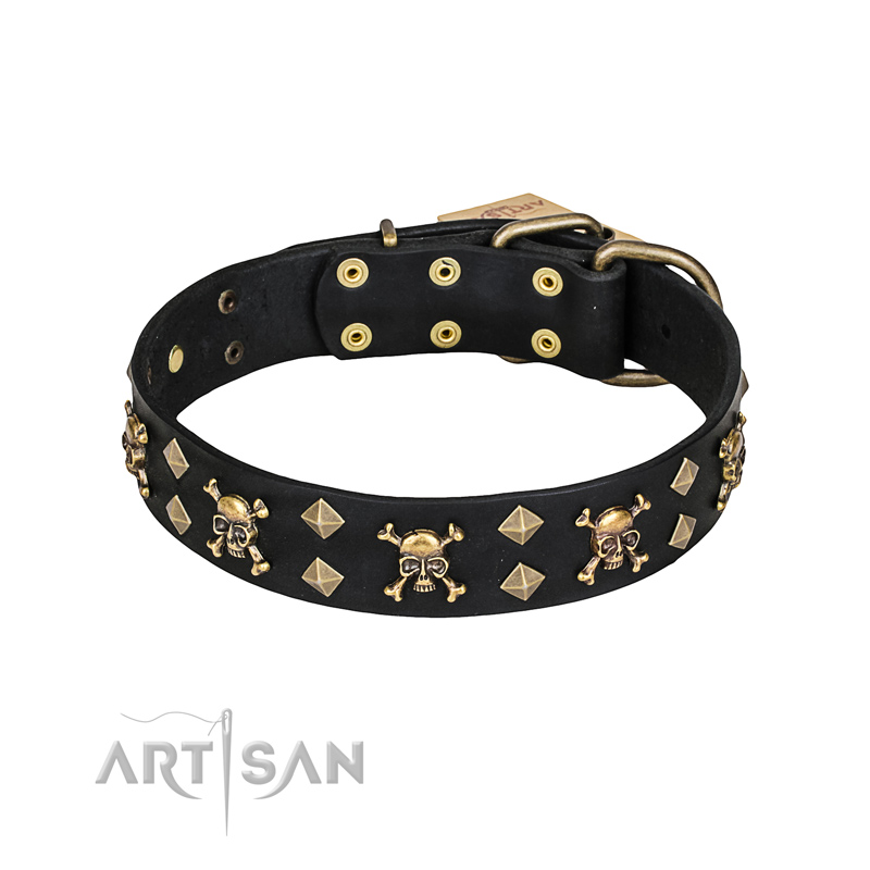 (image for) 'Jolly Rojer' FDT Artisan American Bulldog Leather Dog Collar with Pirate Skulls and Studs